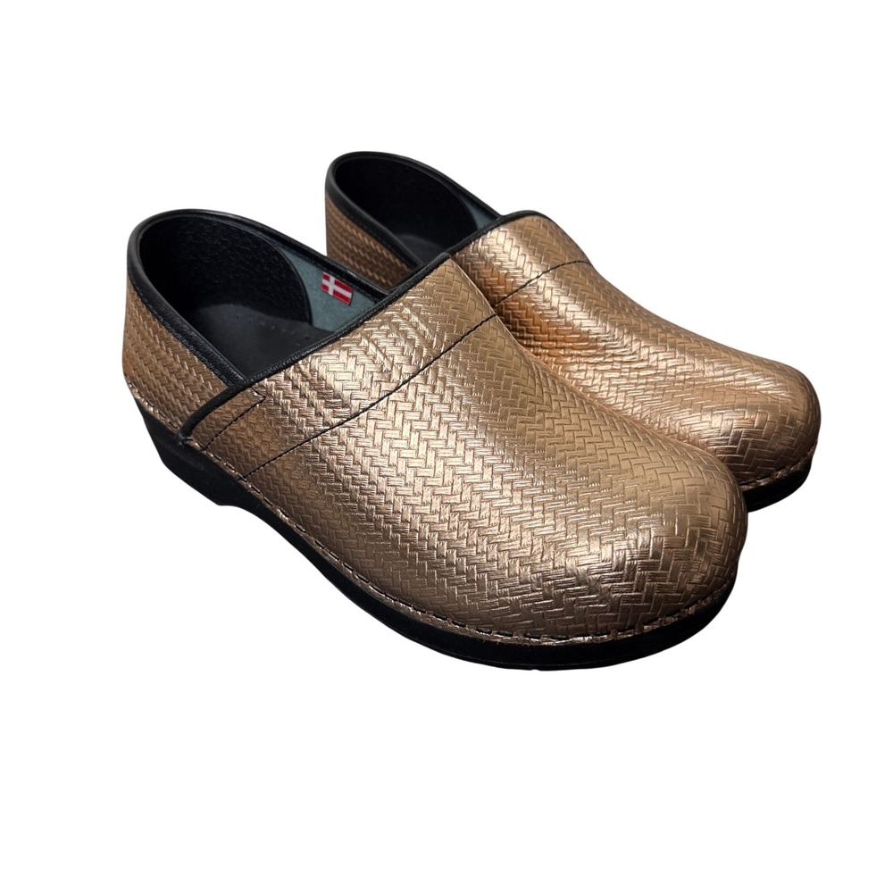 Sanita Professional Clogs W 39 Rose Gold Metallic Woven Textured Slip On Shoes